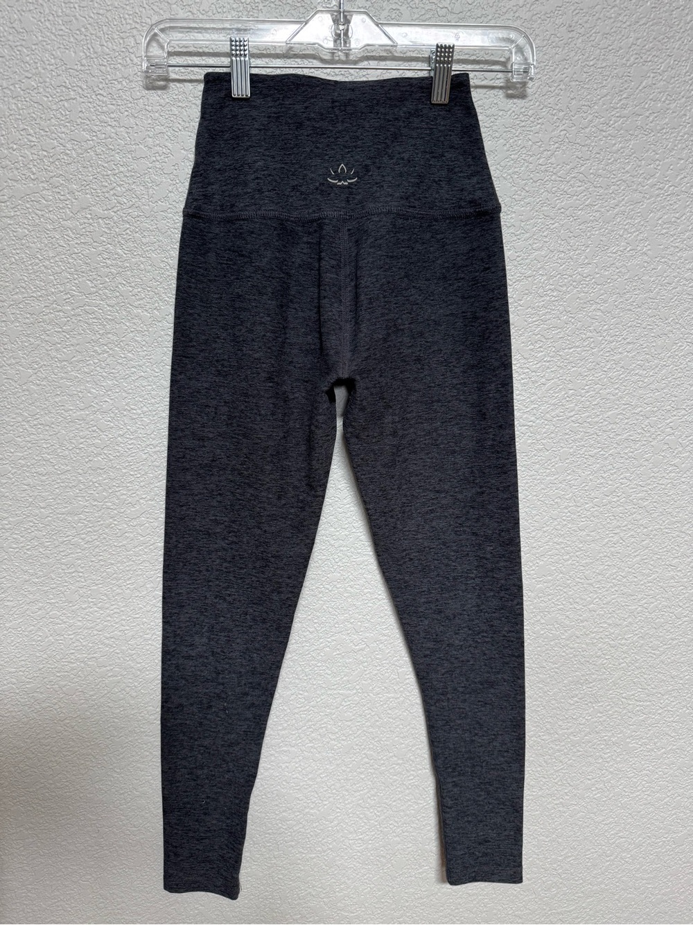 Beyond Yoga Spacedye Leggings Women’s S NWOT Heathered Charcoal Grey